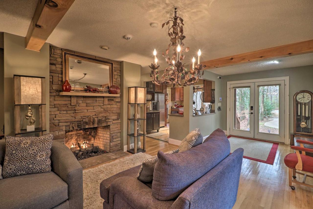 Cozy Conyers Cabin With Fireplace And Pool Table! ภายนอก รูปภาพ